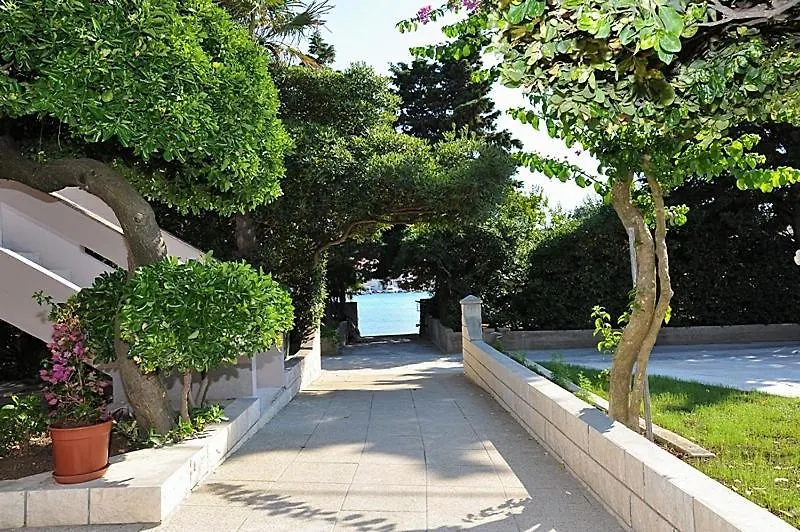 Apartment In Poljana With Sea View, Terrace, Air Conditioning, Wifi 3617-2 0*, Poljana (Ugljan)